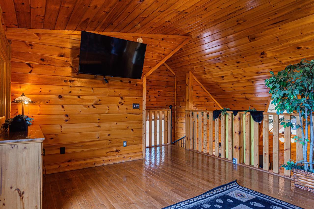 Bear Claw - Bear Claw Retreat In Pigeon Forge! Villa Dış mekan fotoğraf